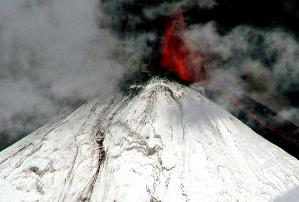 Chile's Llaima volcano erupts