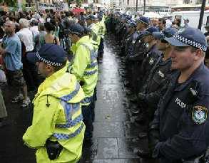 Police outnumber protesters